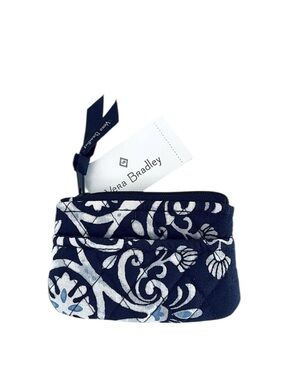 NEW Vera Bradley Medallion Zippered Card Holder Case Change Purse Blue White